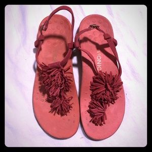 Vionic sandals fluffy pink/red